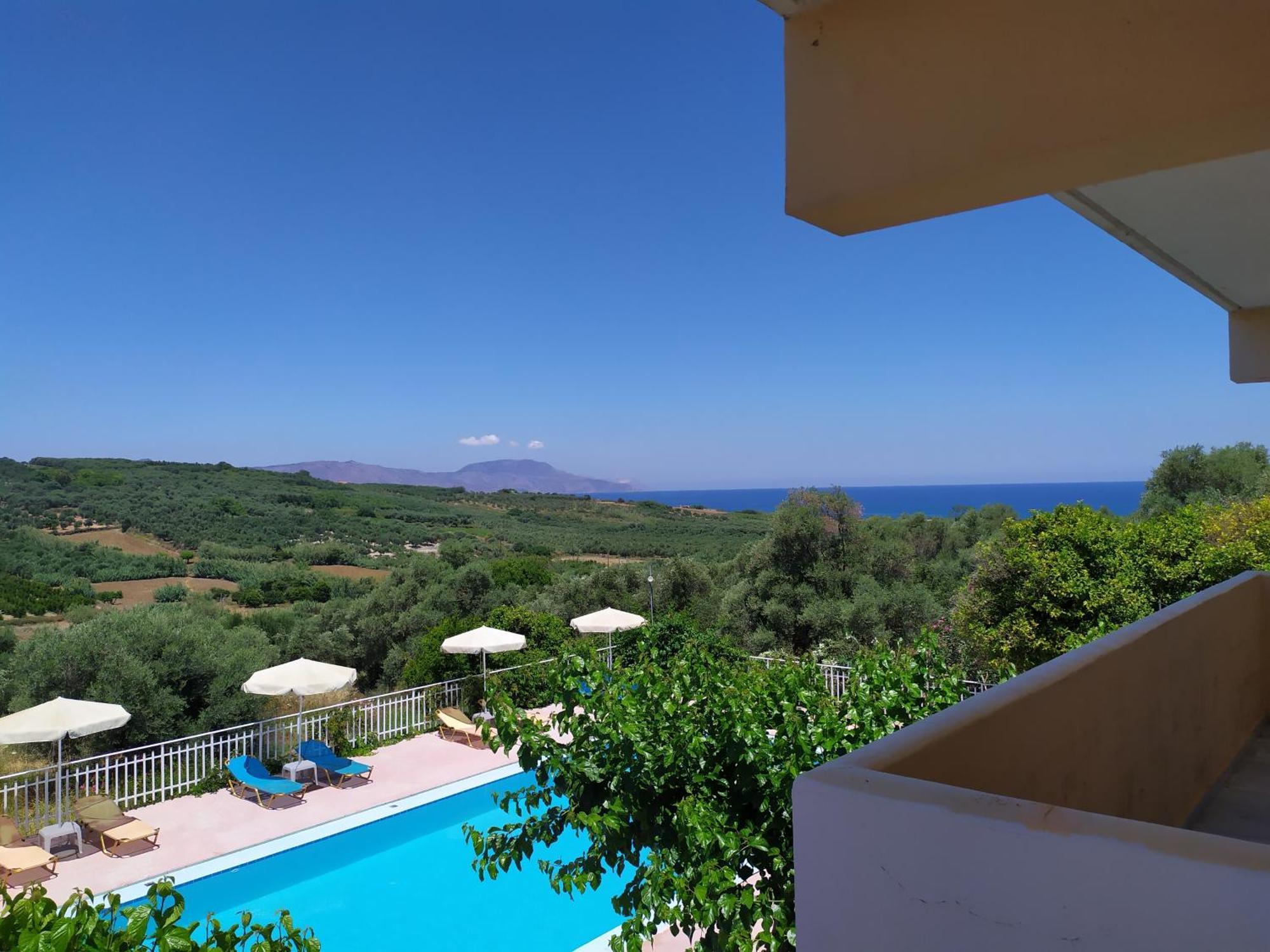 Calamon Apartments Episkopi  Exterior photo