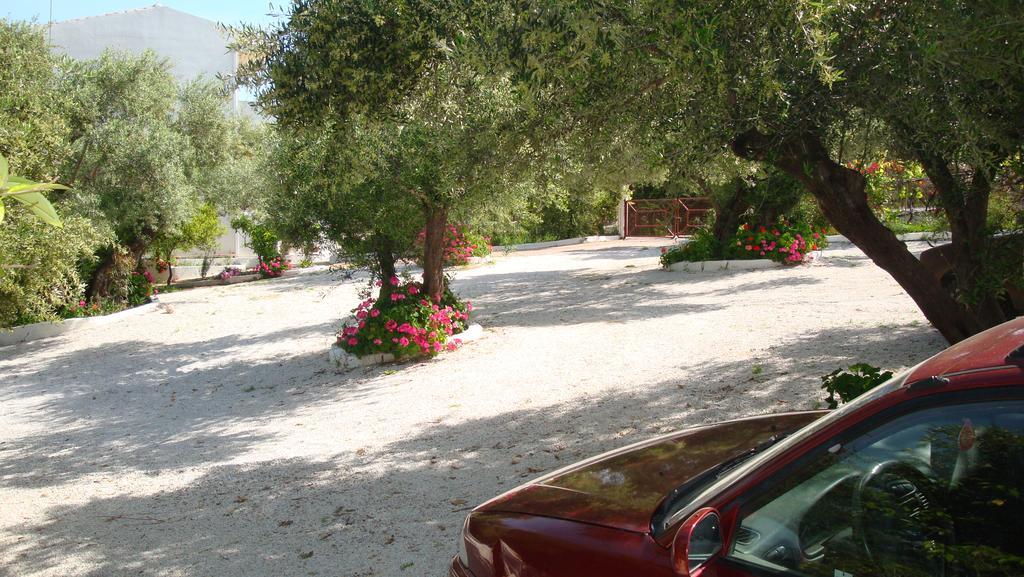 Calamon Apartments Episkopi  Exterior photo