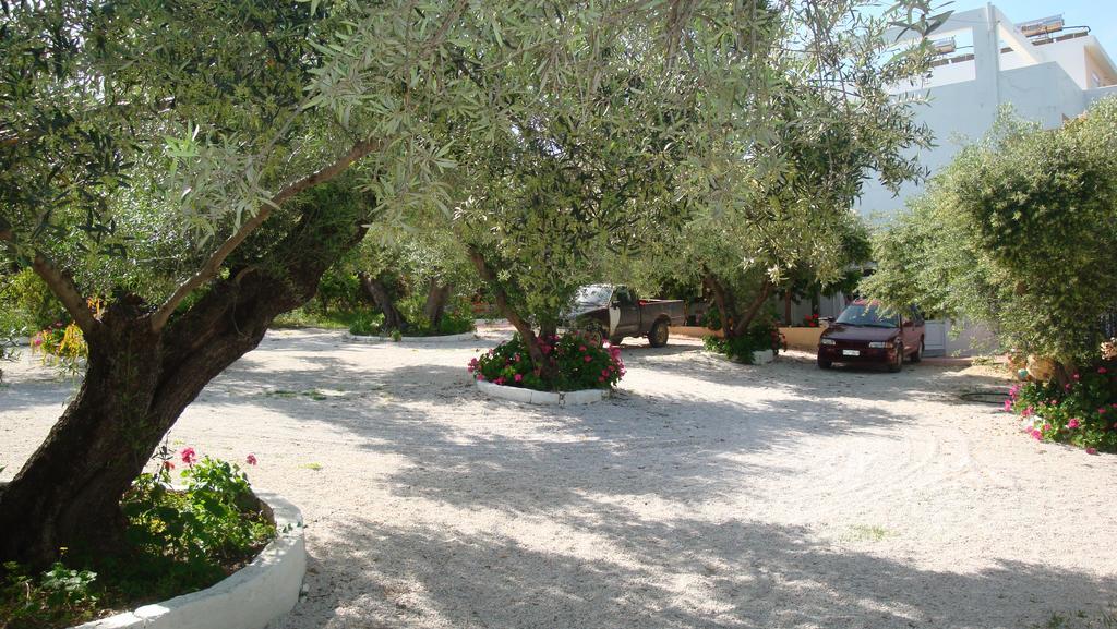 Calamon Apartments Episkopi  Exterior photo