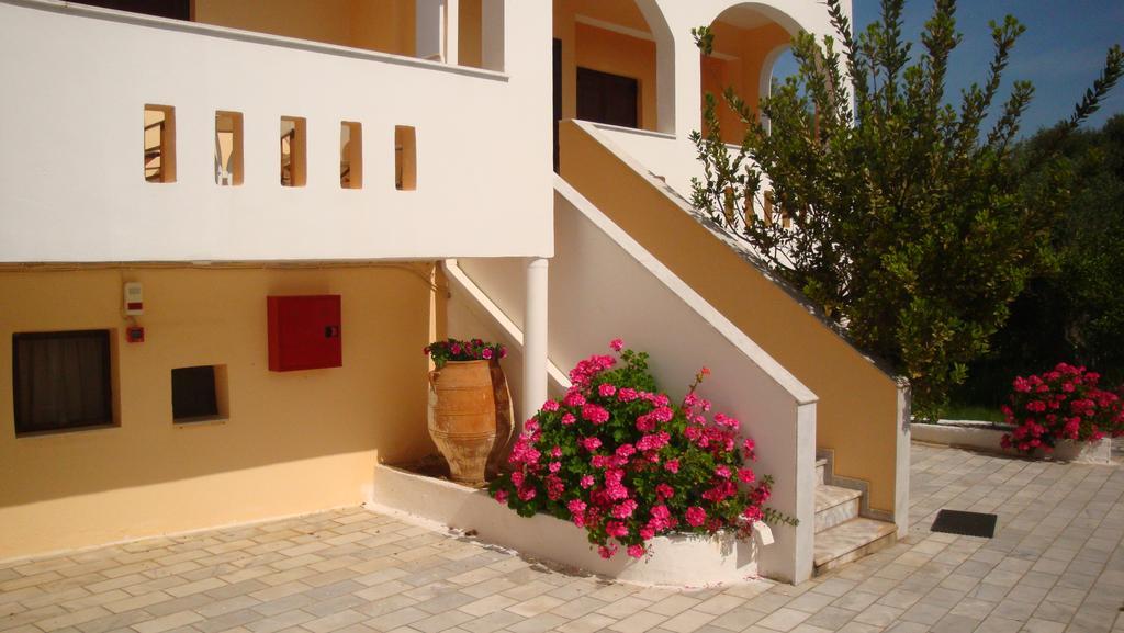 Calamon Apartments Episkopi  Exterior photo